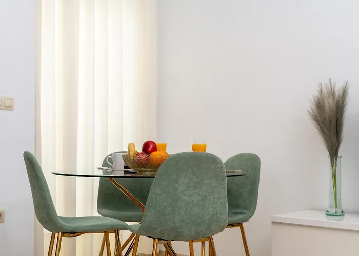 Apartment Castilla 61 By Shs *