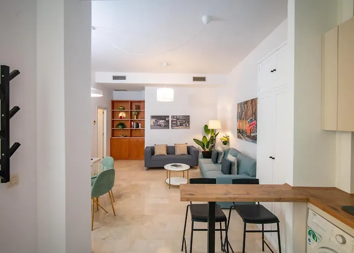 Castilla 61 By Shs